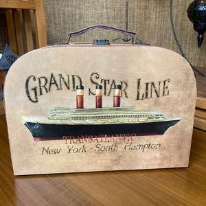Grand Star Line Antique Style Travel Bag (new)